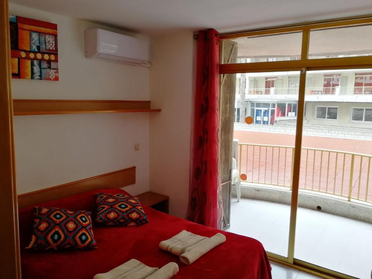 Studio In Aparthotel "Internacional" سالو المظهر الخارجي الصورة